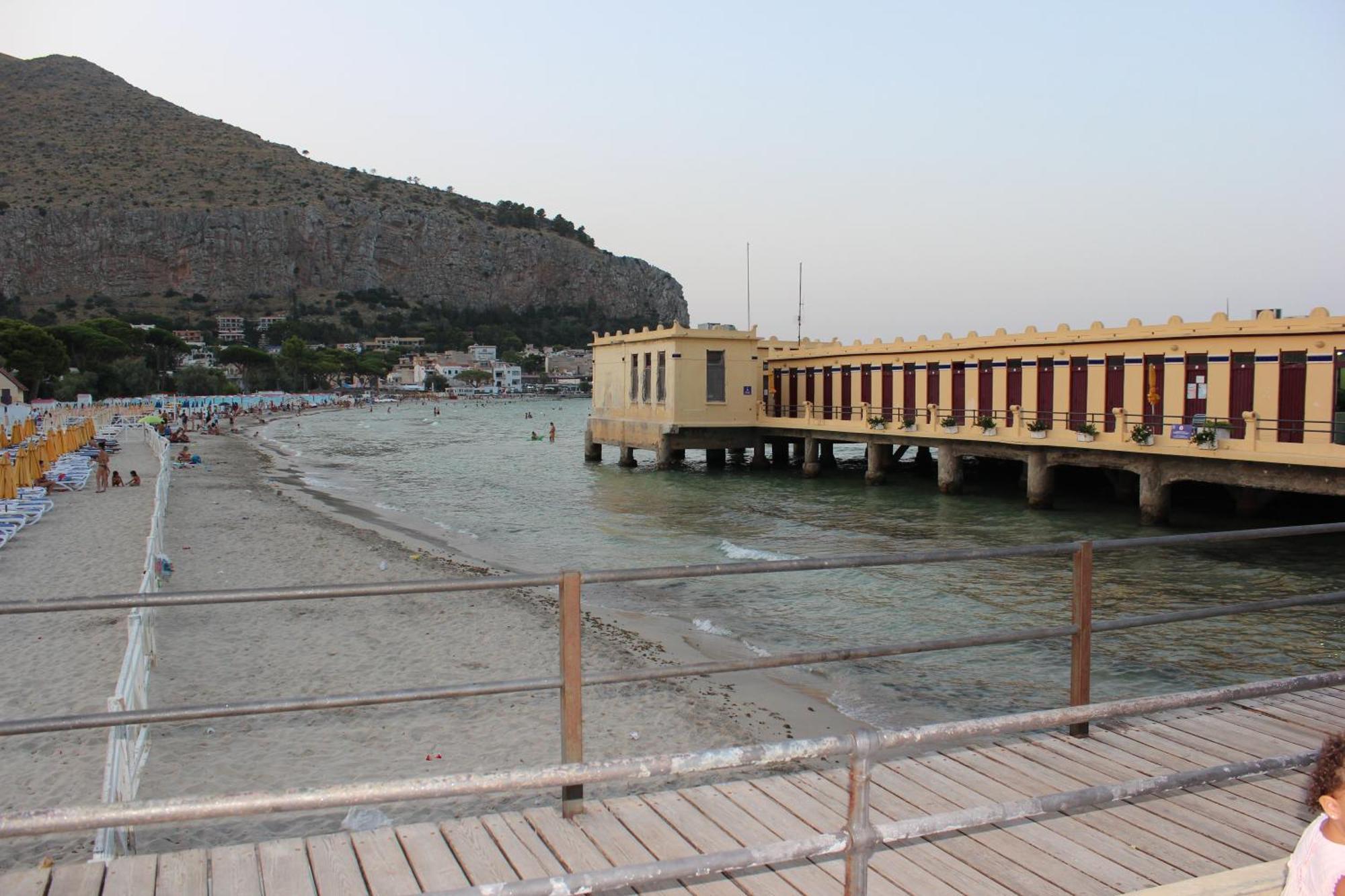Appartamento Stazione Centrale Palermo Exterior photo